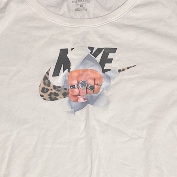 Nike Womens Cotton White T Shirt Sportswear Fierce Plus Size 3X Leopard Logo - Picture 9 of 9